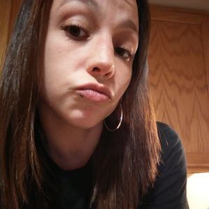 Meet your Posher, Monique